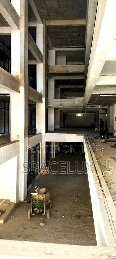 Strategic Parklands Shops - Image 6