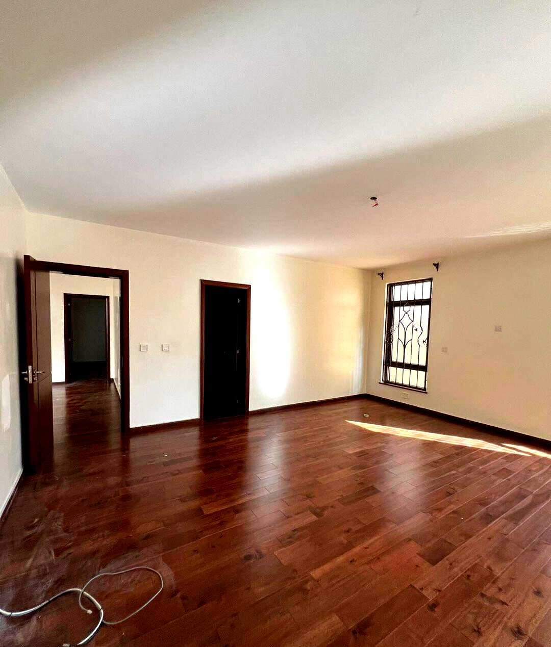 5-Ensuite Townhouse with Solar & Borehole - Lavington Gated