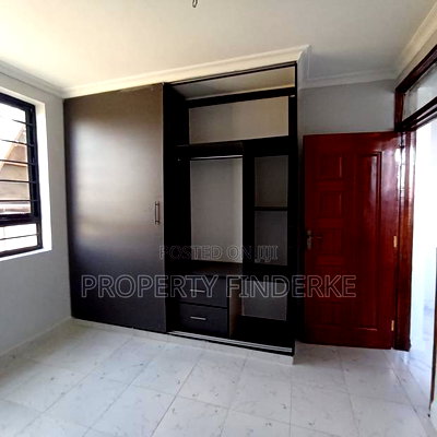 3bdrm Bungalow in Kitengela for sale - Image 16