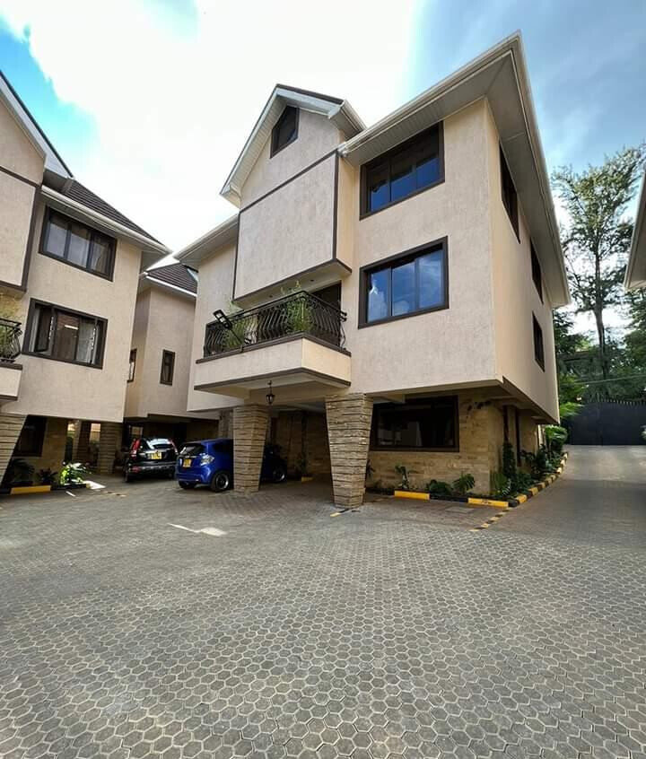 Quick Sale 4BR Townhouse with Study & Party Area - Lavington