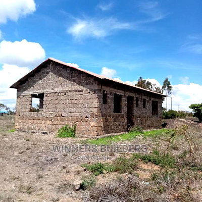 3bdrm Bungalow in Kangundo Road, Nairobi Central for sale - Image 2