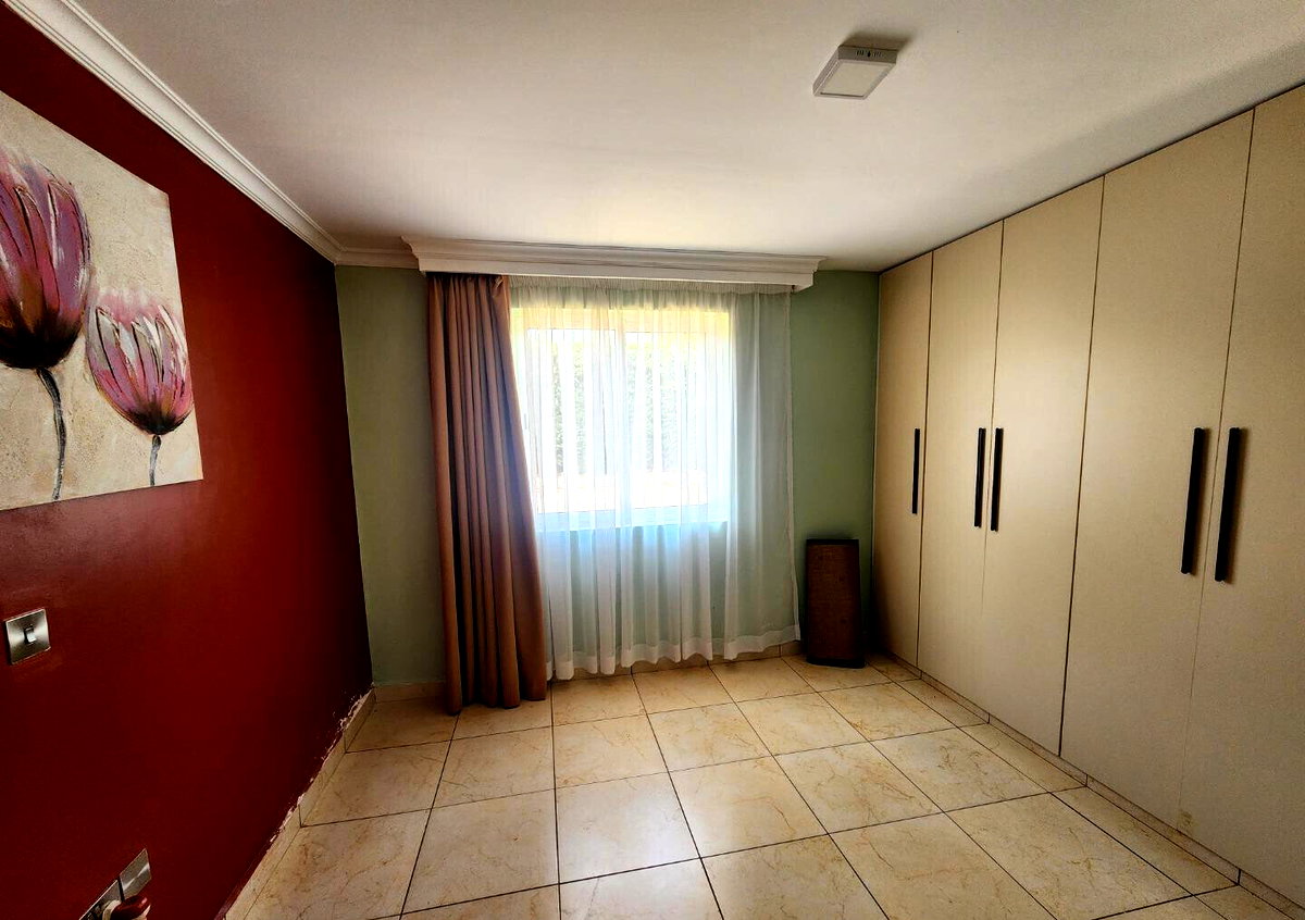 KSh 40M Garden Home with Parking