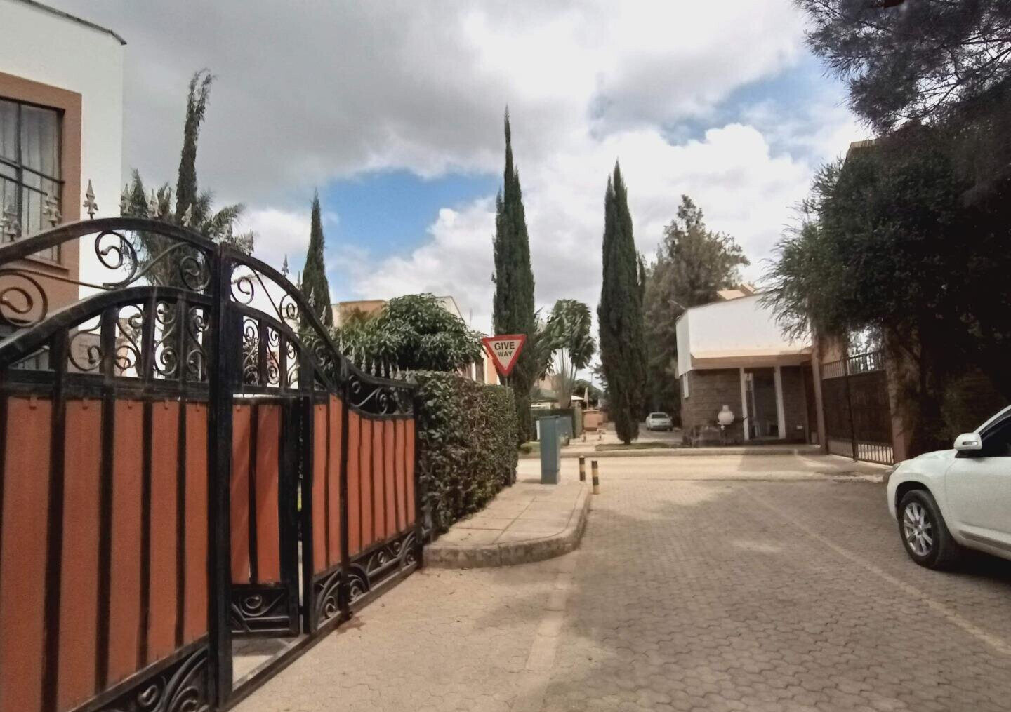 70-Unit Gated Community 4BR All-Ensuite Maisonette - Syokimau
