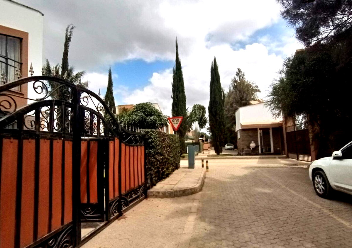70-Unit Gated Community 4BR All-Ensuite Maisonette - Syokimau
