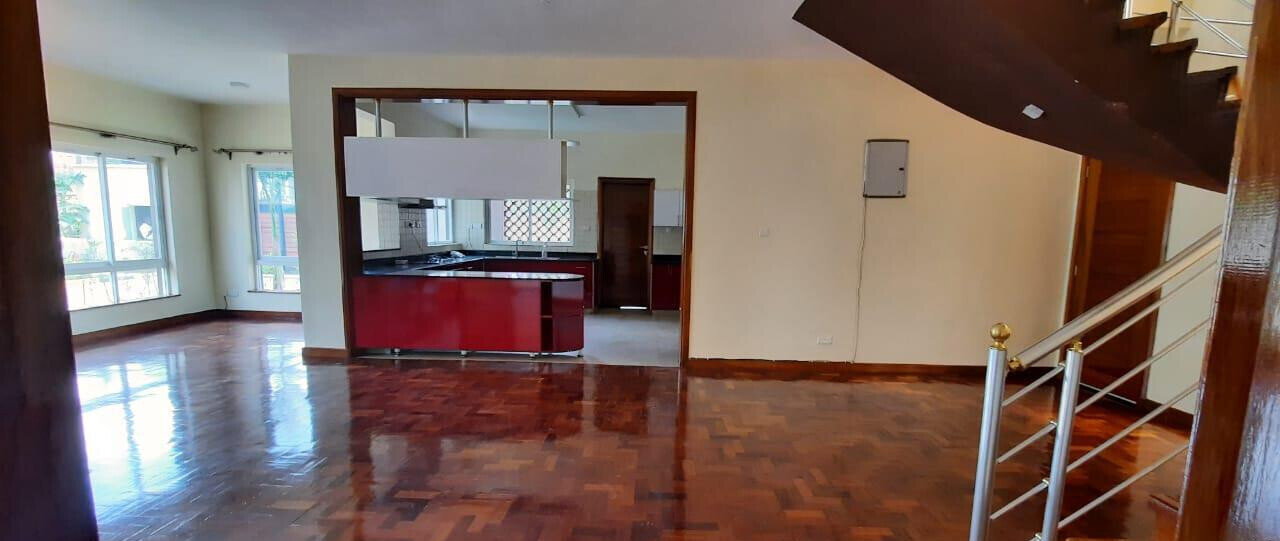 5-Ensuite Townhouse with DSQ & Inverter in Lavington Gated Community