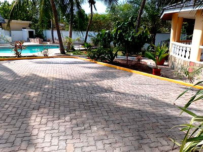 Furnished 3bdrm Villa in Diani for sale - Image 18