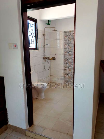 Furnished 3bdrm Villa in Diani for sale - Image 13