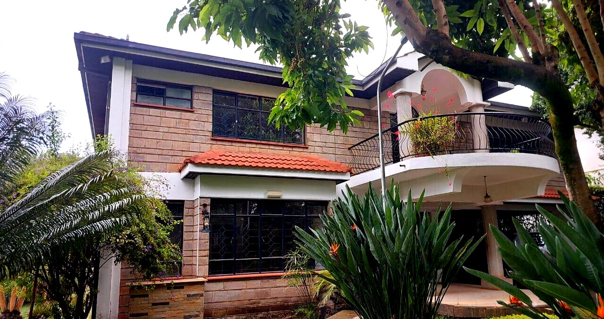 Corner Villa with Private Gate & Garden - Brookside Grevillea, Westlands