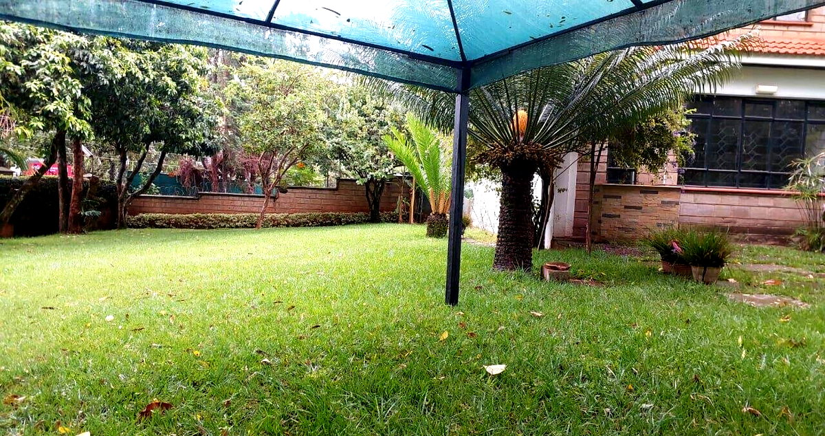 Corner Villa with Private Gate & Garden - Brookside Grevillea, Westlands