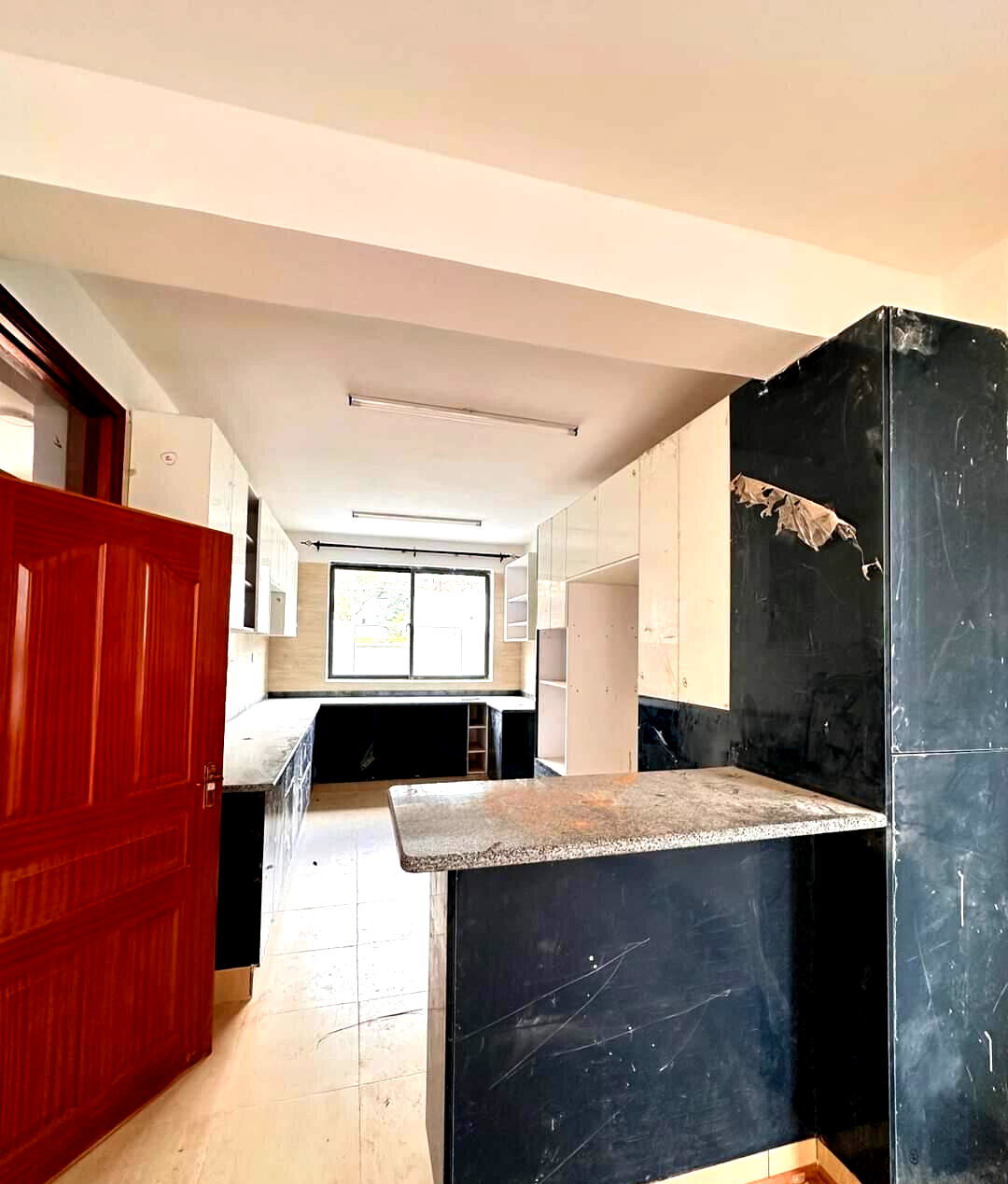 5-Ensuite Townhouse with Roof Terrace & Private Garden - Lavington