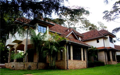 50x100 Plot 5BR House for Rent