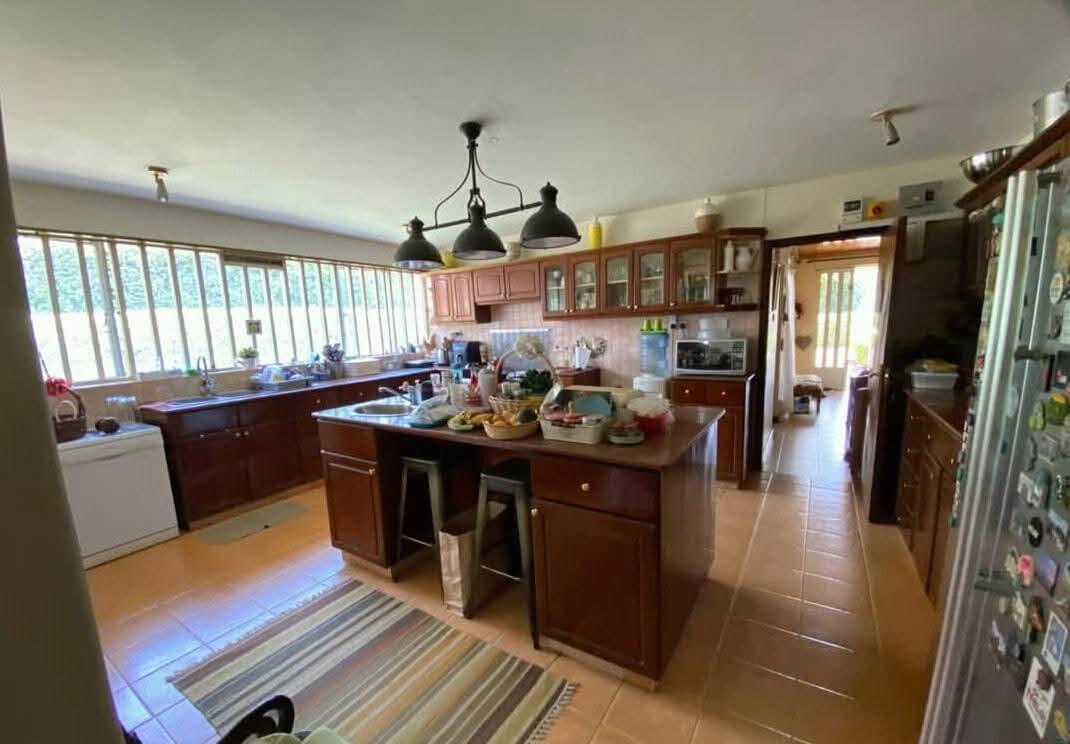 5BR All-Ensuite Residence with Guest Wing on Over Half-Acre - Old Runda