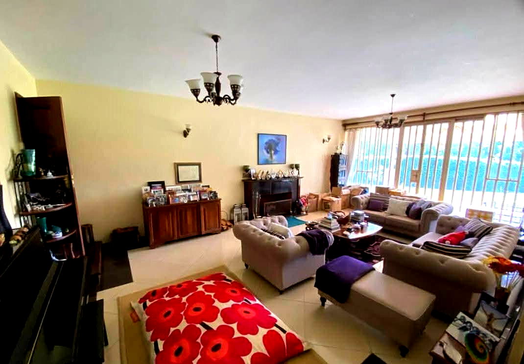 5BR All-Ensuite Residence with Guest Wing on Over Half-Acre - Old Runda