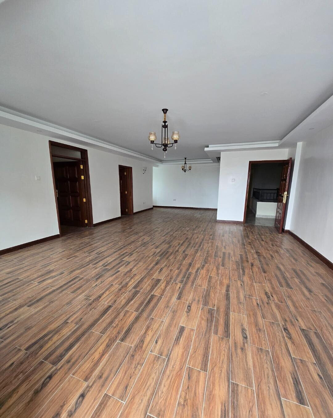 3BR All-Ensuite with Rooftop Pool & Sauna - Lavington