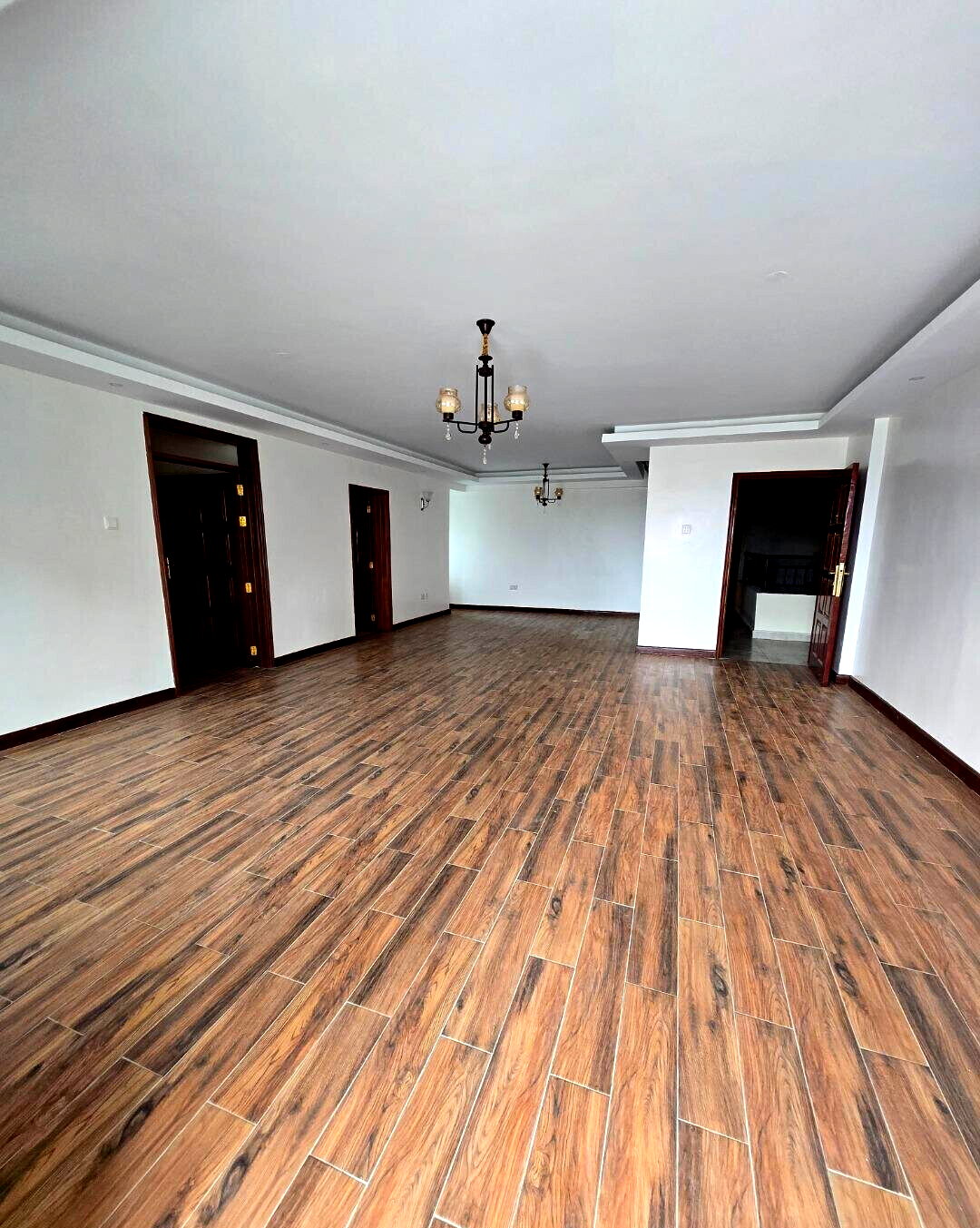 3BR All-Ensuite with Rooftop Pool & Sauna - Lavington