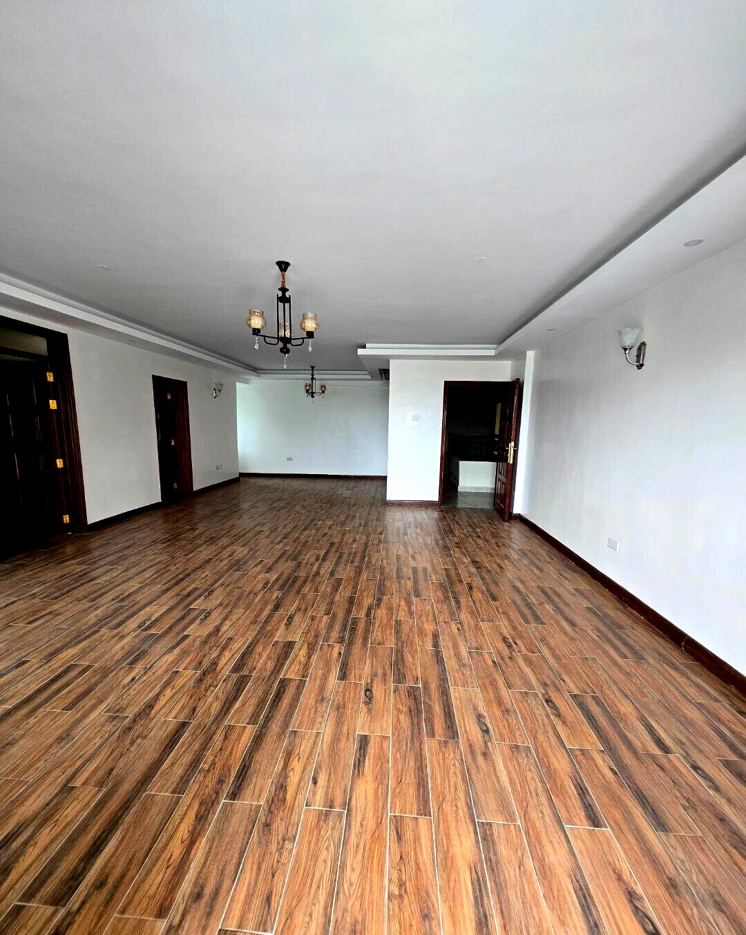 3BR All-Ensuite with Rooftop Pool & Sauna - Lavington