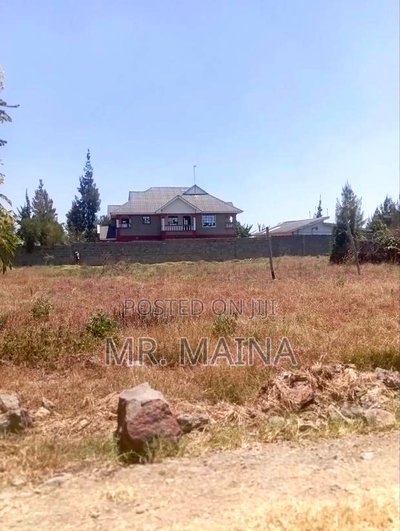 Prime 50*100 Feet Plots on Sale in Utawala - Image 2