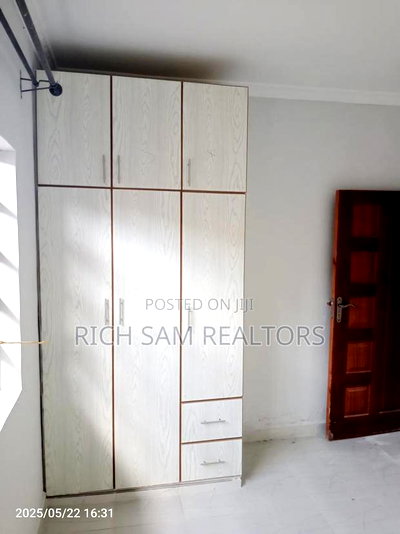 3bdrm House in Kiamunyi, Menengai West for sale - Image 4