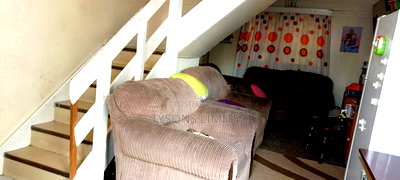 3bdrm Maisonette in Phase 1, BuruBuru for sale - Image 3