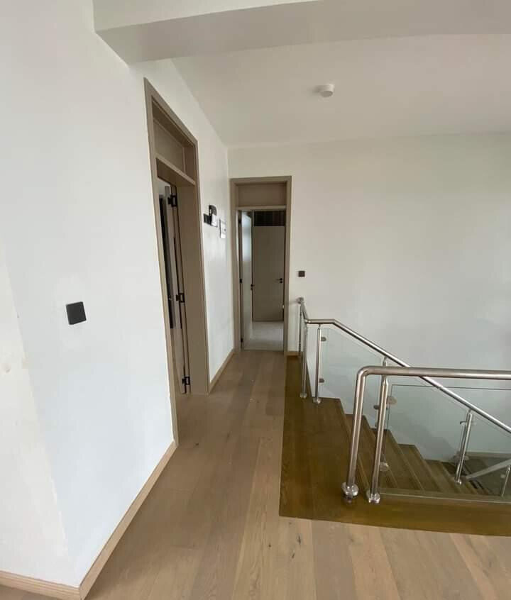 4BR Villa in Gated 8-Home Court with DSQ - Lavington