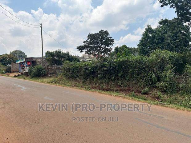 Commercial Plot for Sale Fronting Tarmac in Kinoo.Muthiga