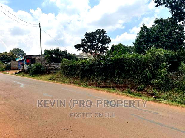 Commercial Plot for Sale Fronting Tarmac in Kinoo.Muthiga
