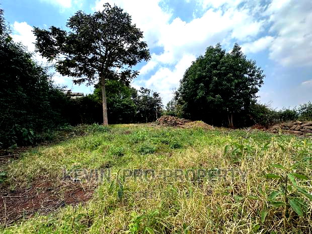 Commercial Plot for Sale Fronting Tarmac in Kinoo.Muthiga