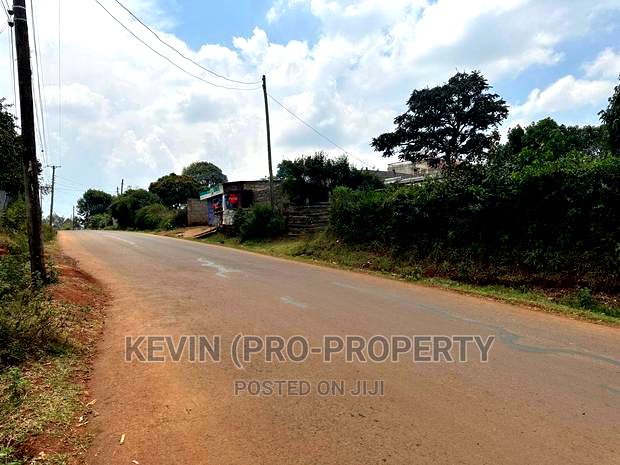 Commercial Plot for Sale Fronting Tarmac in Kinoo.Muthiga