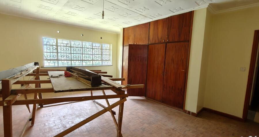 7BR Garden Estate on 50x100 Plot