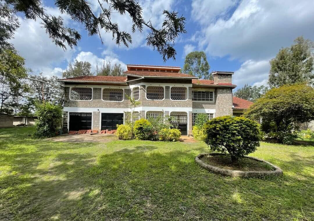 7BR Garden Estate on 50x100 Plot