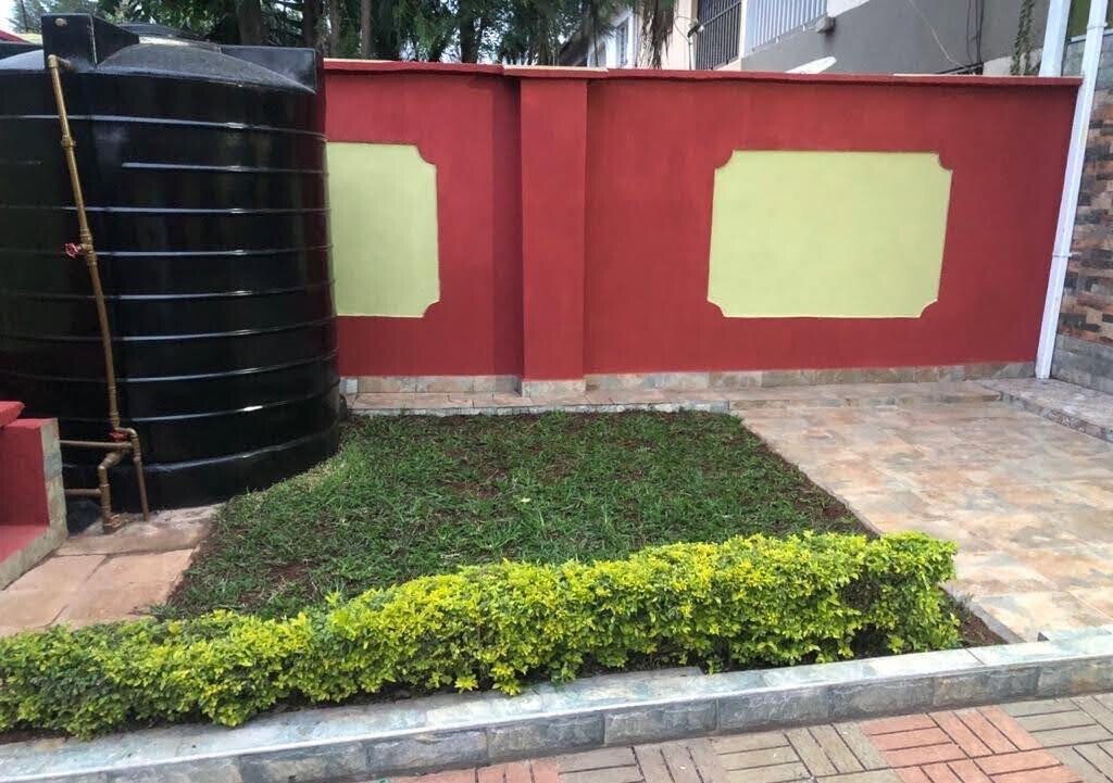 3BR Townhouse with Mature Garden & Pantry - Mombasa Road