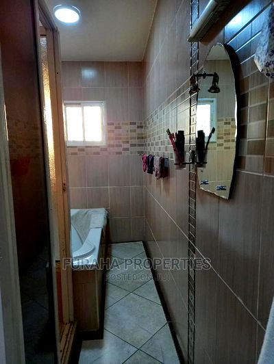 3bdrm Maisonette in Bombolulu Estate for sale - Image 8
