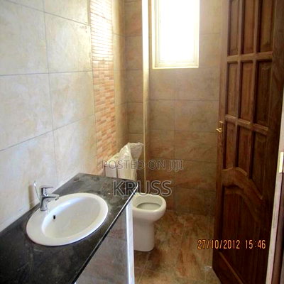 3bdrm Apartment in Nyali for rent - Image 7