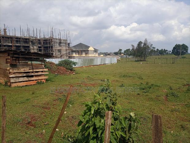 1/2 Acre Ideal for Flatzs in Kapseret With Title