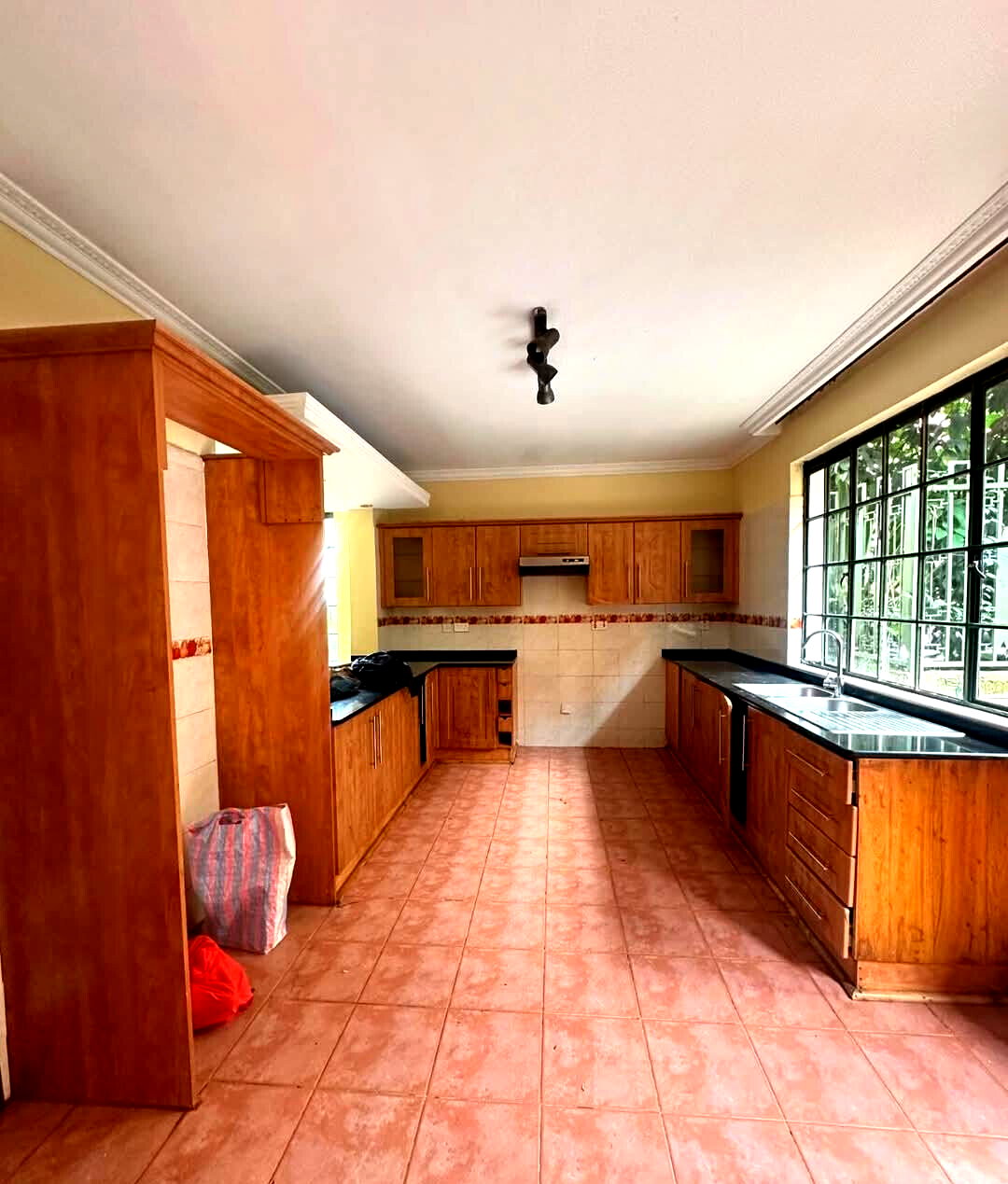5-Ensuite Townhouse with DSQ & Pantry - Lavington