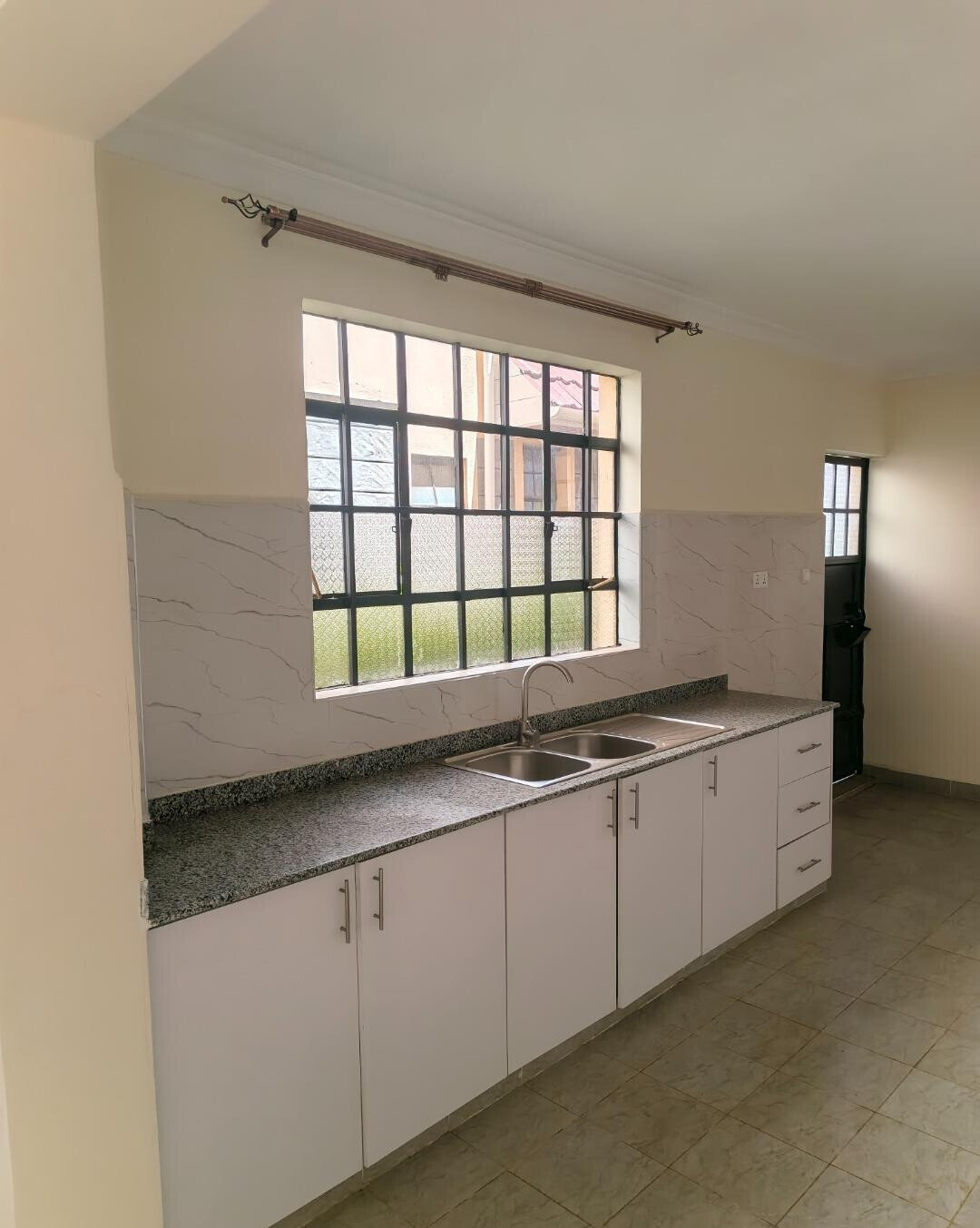 4-Bed All-Ensuite Villa with Pool Access - Kadeya Villas, Ngong