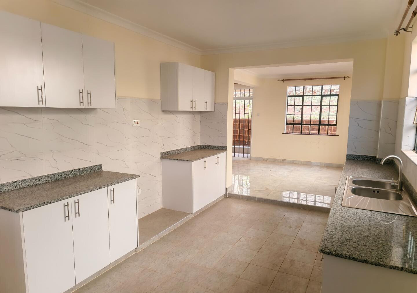 4-Bed All-Ensuite Villa with Pool Access - Kadeya Villas, Ngong