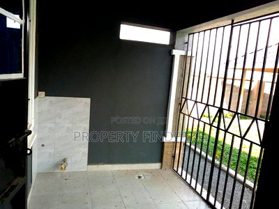 3bdrm Bungalow in Kitengela for sale - Image 11