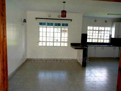 3bdrm Bungalow in Kitengela for sale - Image 8