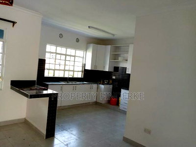 3bdrm Bungalow in Kitengela for sale - Image 7