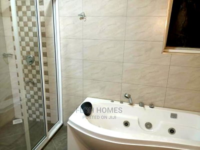 3bdrm Apartment in Kileleshwa for Sale - Image 11