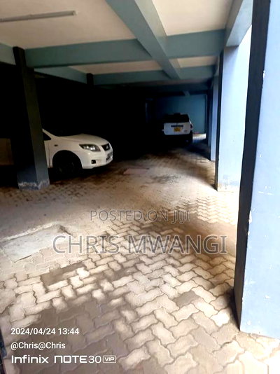 2bdrm Block of Flats in Kamakis Estate for sale - Image 10