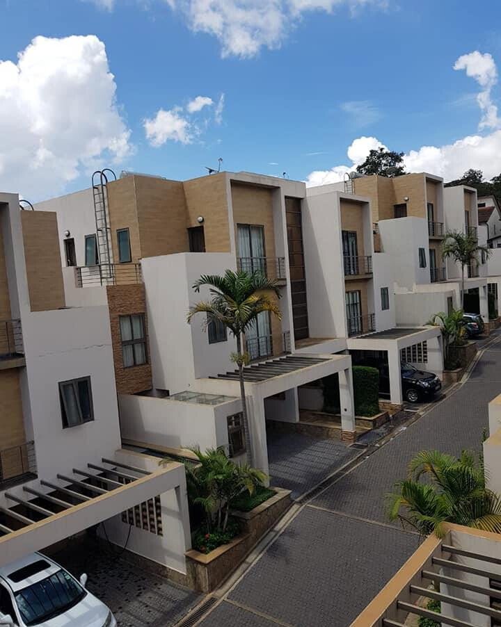 Triplex Villa with Private Clubhouse & Pool - Kileleshwa