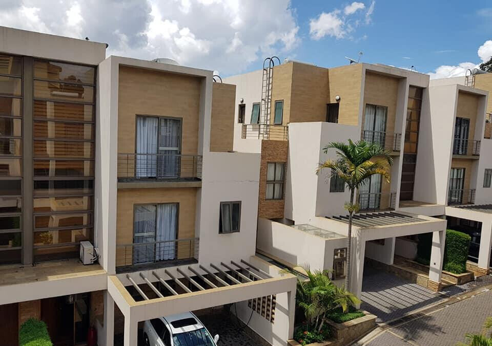 Triplex Villa with Private Clubhouse & Pool - Kileleshwa