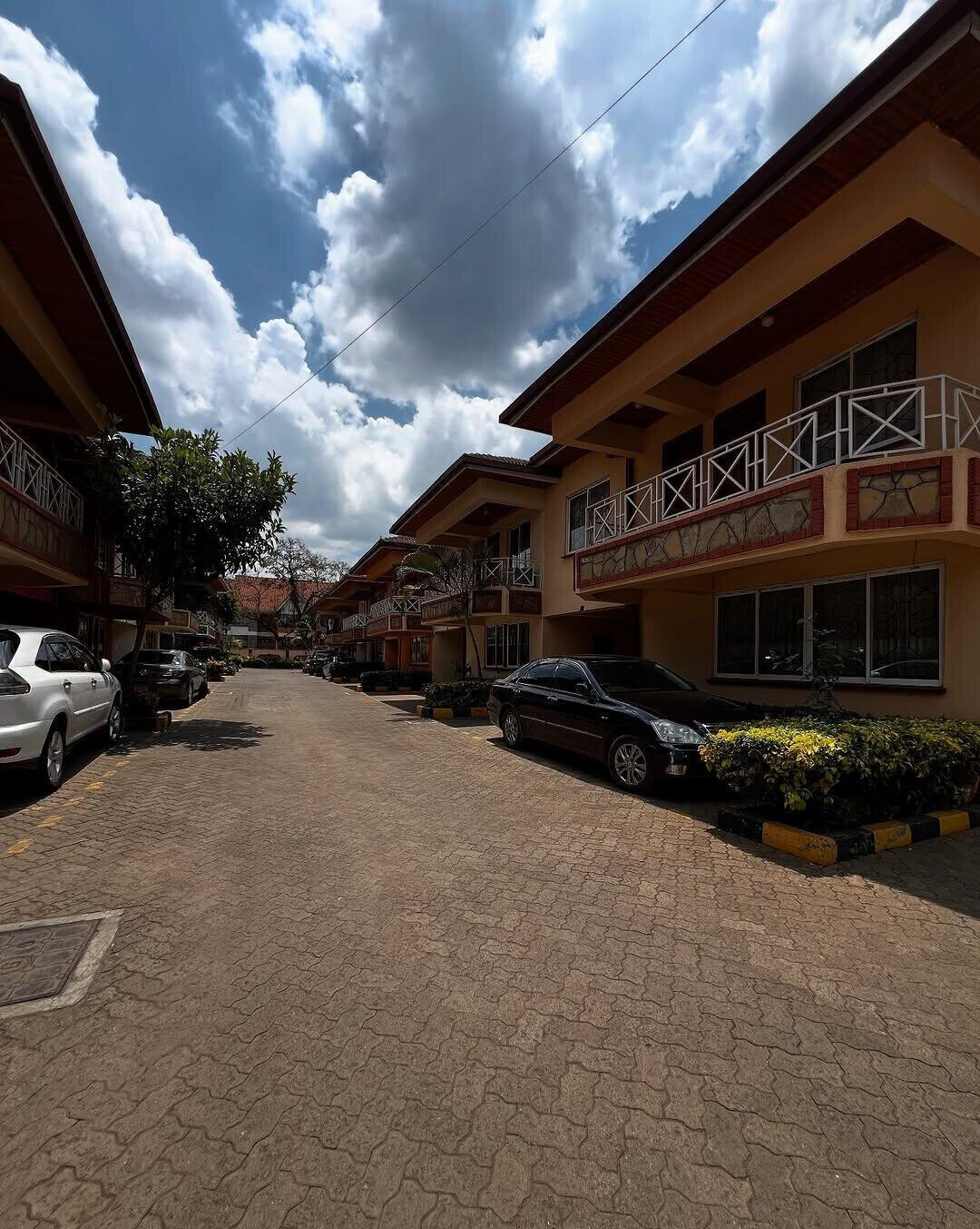 4BR All-Ensuite Townhouse with Balcony & Bathtub - Lavington