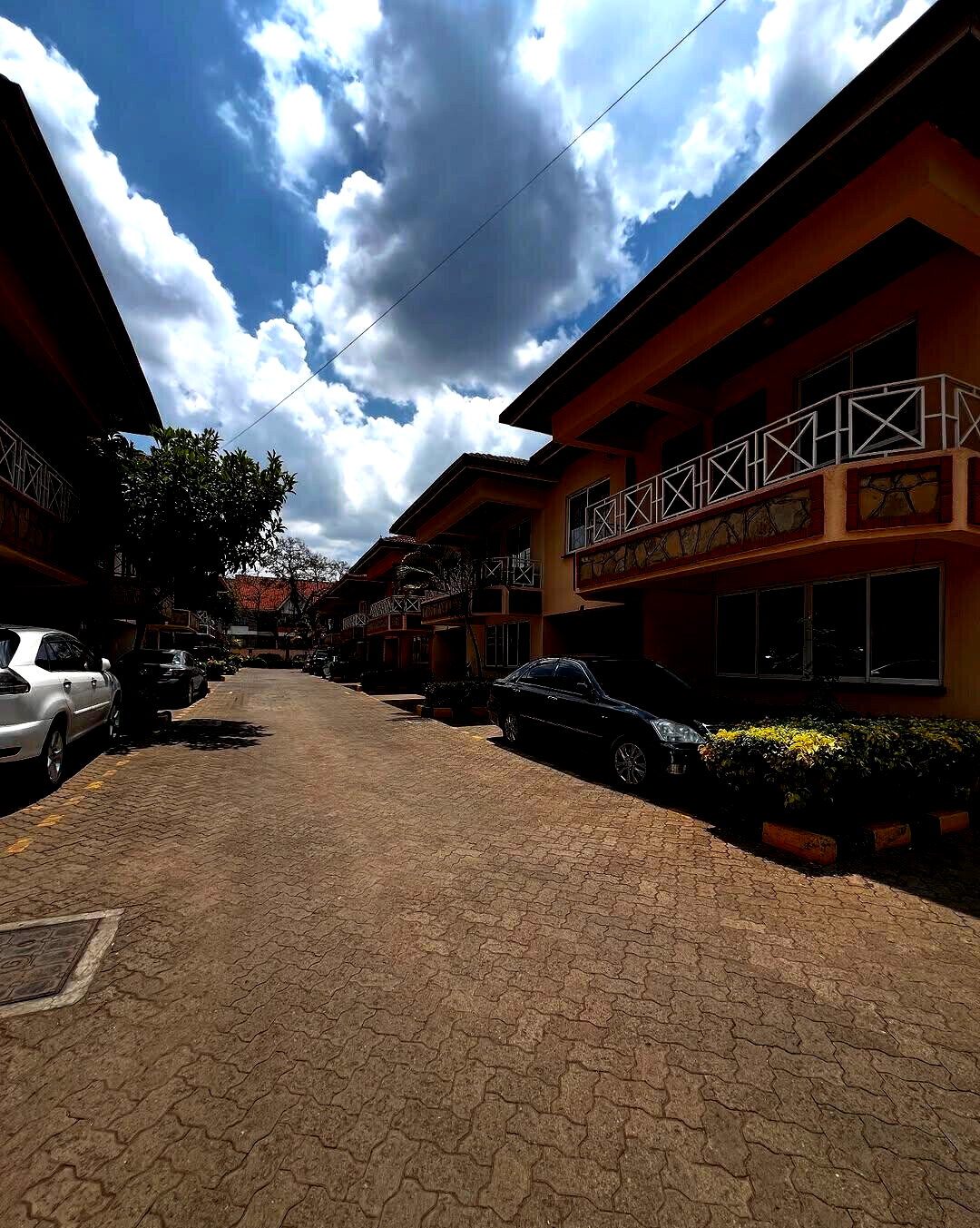 4BR All-Ensuite Townhouse with Balcony & Bathtub - Lavington