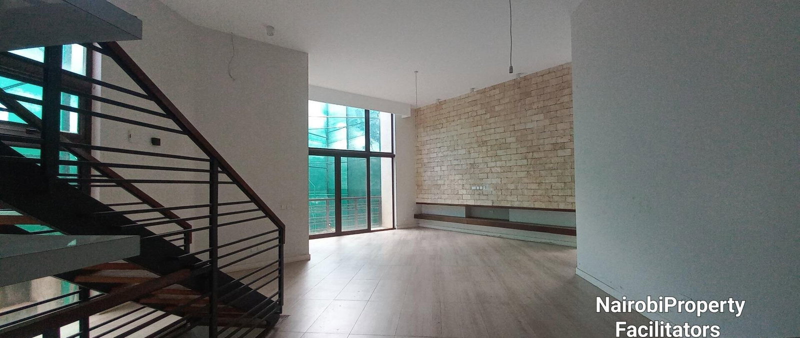 4-Ensuite Townhouse with Rooftop Views & Mature Garden - Lavington