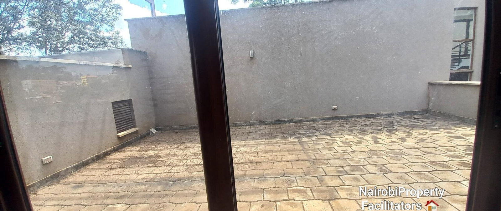4-Ensuite Townhouse with Rooftop Views & Mature Garden - Lavington