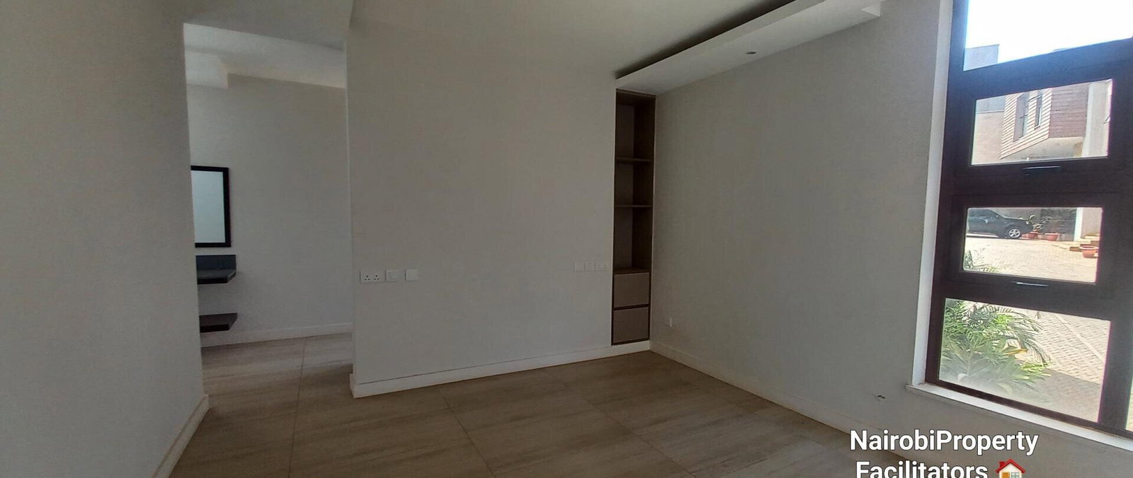 4-Ensuite Townhouse with Rooftop Views & Mature Garden - Lavington