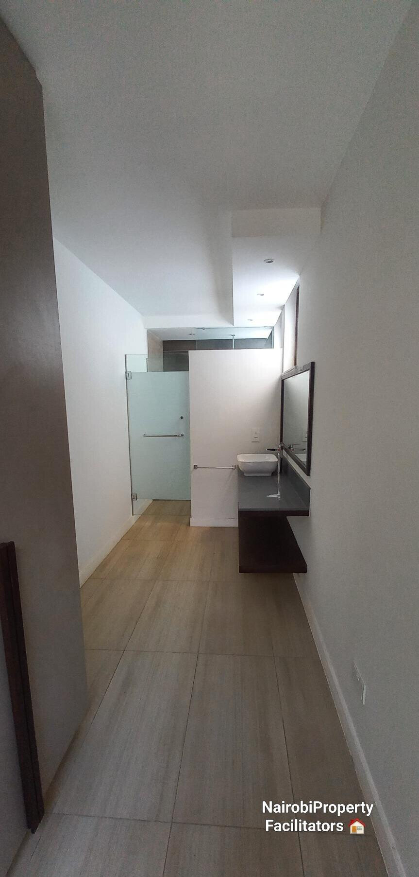 4-Ensuite Townhouse with Rooftop Views & Mature Garden - Lavington